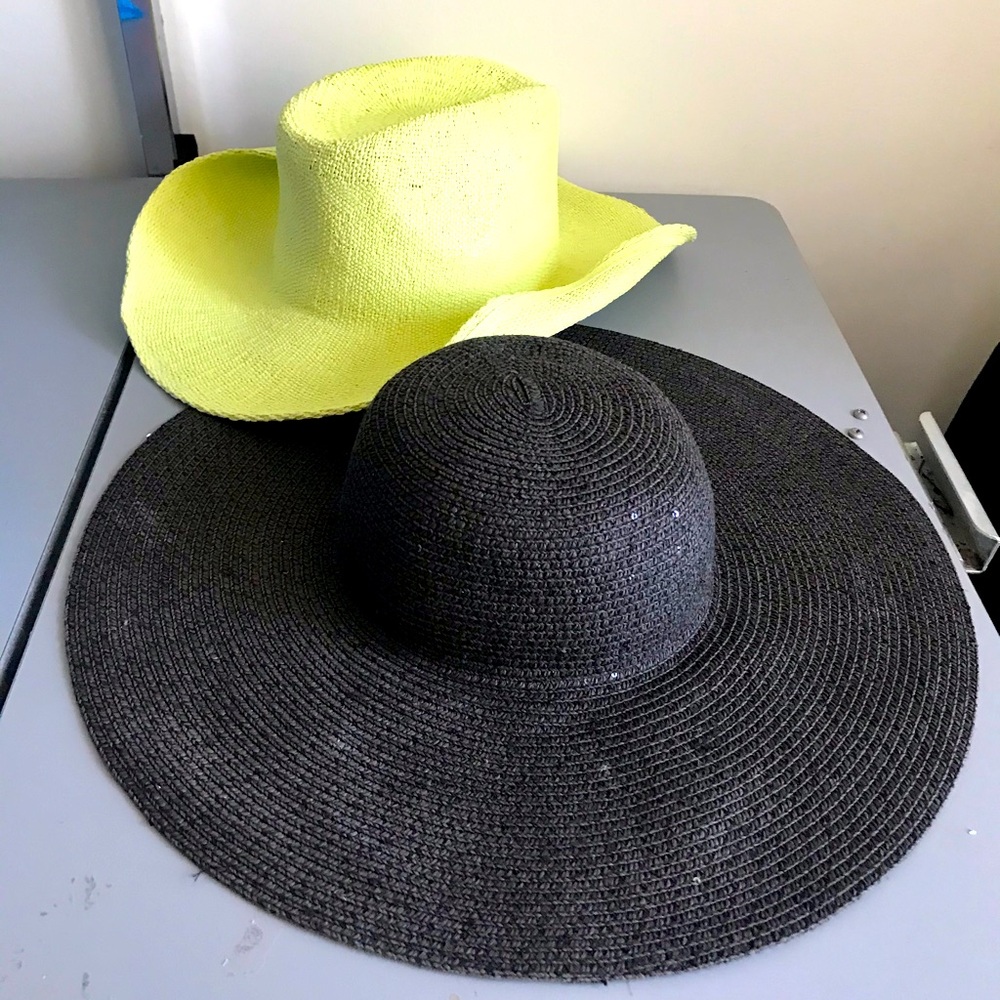 ⭐️2 lovely  summer Hats ⭐️
